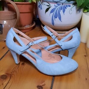 Blue Chase + Chloe high heels